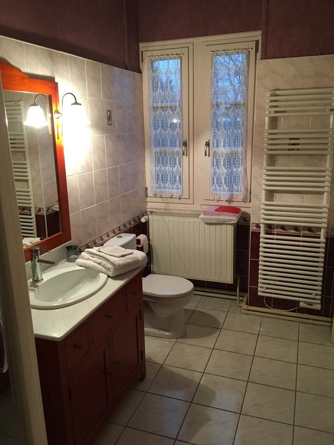 לינה וארוחת בוקר Mouzon  Manoir De La Graviere מראה חיצוני תמונה